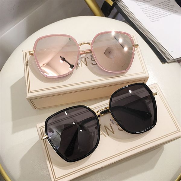 summer sunglasses ms 2021 oversized women fashion sun glasses lady brand designer vintage shades gafas oculos female glasses uv400 a522, White;black
summer sunglasses ms 2021 oversized women fashion sun glasses lady brand designer vintage shades gafas oculos female glasses uv400 a522, White;black