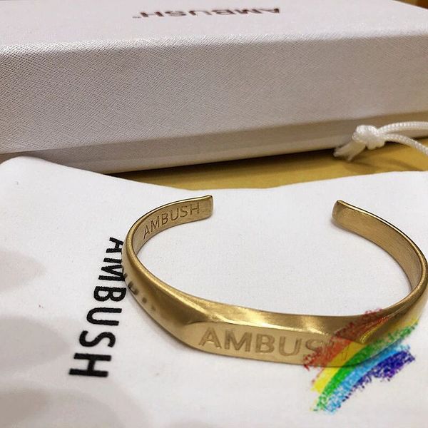 new bracelet track men women couples jewelry quality with original gift box, White
new bracelet track men women couples jewelry quality with original gift box, White