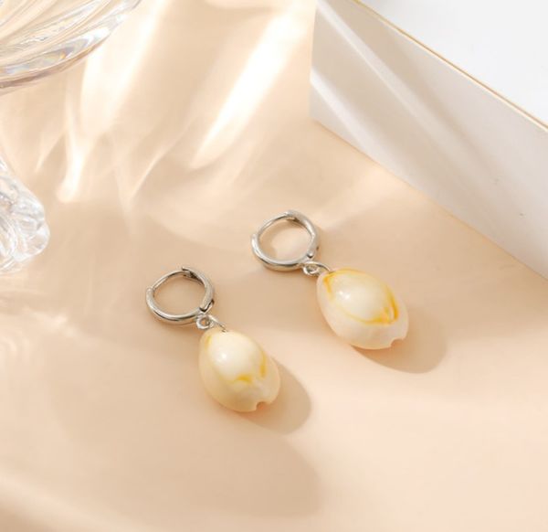 european and american fashion natural conch chandelier ocean wind shell retro alloy earrings, Silver
european and american fashion natural conch chandelier ocean wind shell retro alloy earrings, Silver