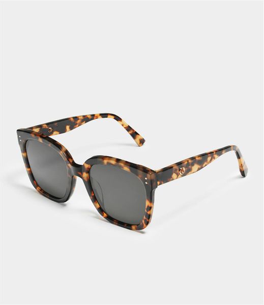 fashion sunglasses jennie the same metal travel trend luxury wild leopard print glasses for men and women with original box, White;black
fashion sunglasses jennie the same metal travel trend luxury wild leopard print glasses for men and women with original box, White;black
