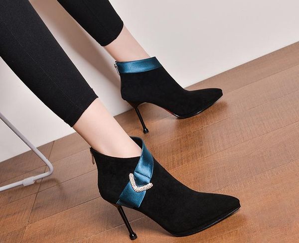 boots super high heel watertight platform back zipper ankle diamond british, Black
boots super high heel watertight platform back zipper ankle diamond british, Black