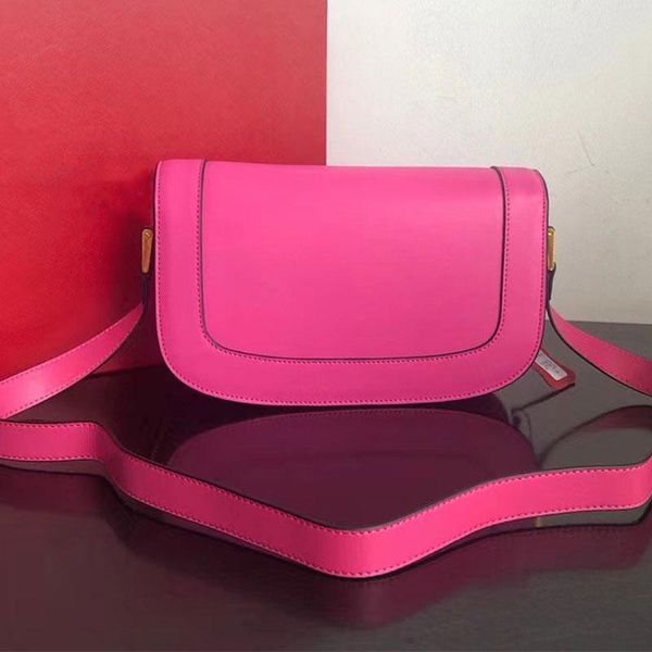 evening bags catwalk high-quality leather big metal buckle ladies style organ bag fashion classic one-shoulder messenger gift
evening bags catwalk high-quality leather big metal buckle ladies style organ bag fashion classic one-shoulder messenger gift