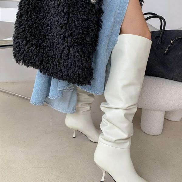 boots heap autumn and winter cowhide pointed middle heel fashion sleeve solid color women's high tube knee, Black
boots heap autumn and winter cowhide pointed middle heel fashion sleeve solid color women's high tube knee, Black