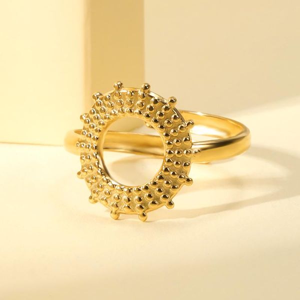 wedding rings fashion exquisite hollow round for women men stainless steel gold color classic jewelry couple party friend gifts, Slivery;golden
wedding rings fashion exquisite hollow round for women men stainless steel gold color classic jewelry couple party friend gifts, Slivery;golden