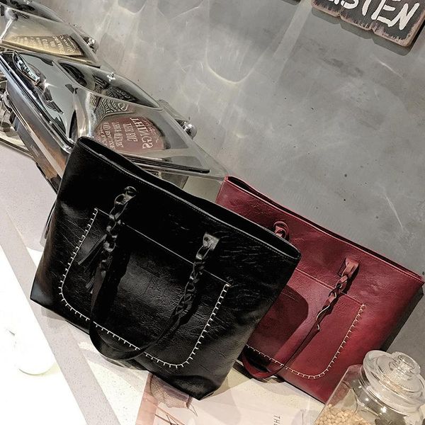 evening bags casual vintage women shoulder bag pu versatial fashion female handbags large capacity messenger tote
evening bags casual vintage women shoulder bag pu versatial fashion female handbags large capacity messenger tote