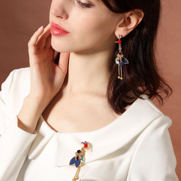 pins, brooches elegant classic fashion colorful crystal bird brooch vintage gold color charm for women animal jewelry gift girls, Gray
pins, brooches elegant classic fashion colorful crystal bird brooch vintage gold color charm for women animal jewelry gift girls, Gray