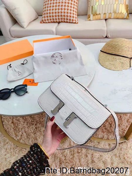 2020 2019 ms new head layer cowhide bag small party shoulder bags worn genuine leather grain mini luxury handbag
2020 2019 ms new head layer cowhide bag small party shoulder bags worn genuine leather grain mini luxury handbag