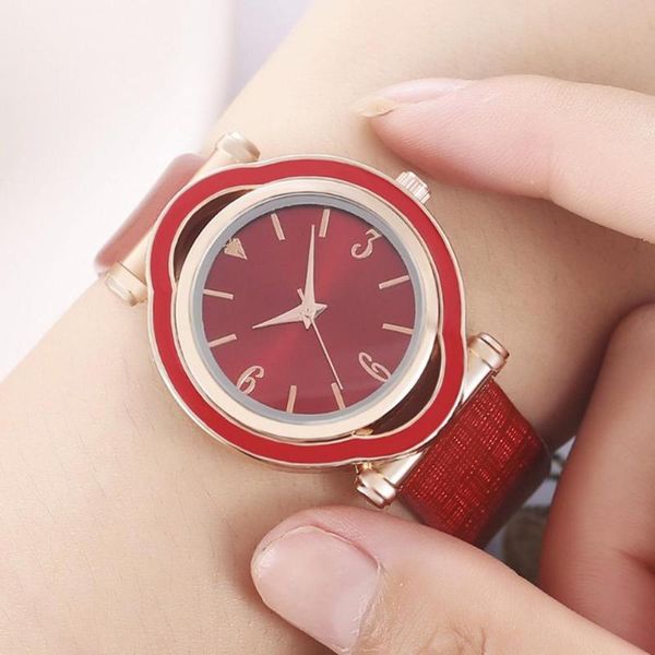 wristwatches female montre femme creative women's fashion simple digital quartz wrist bracelet watch leather band ladies retro clock xb, Slivery;brown
wristwatches female montre femme creative women's fashion simple digital quartz wrist bracelet watch leather band ladies retro clock xb, Slivery;brown