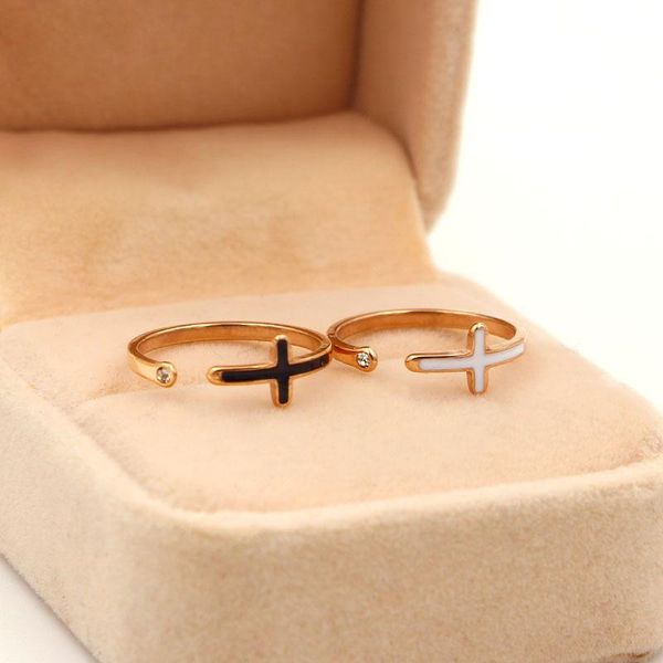 wedding rings fashion brand rose gold color stainless steel sample oil drip crystal love cross ring women gift, Slivery;golden
wedding rings fashion brand rose gold color stainless steel sample oil drip crystal love cross ring women gift, Slivery;golden