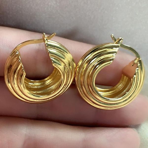 hoop & huggie meter retro thread metal size circle gold earrings for women, Golden;silver
hoop & huggie meter retro thread metal size circle gold earrings for women, Golden;silver