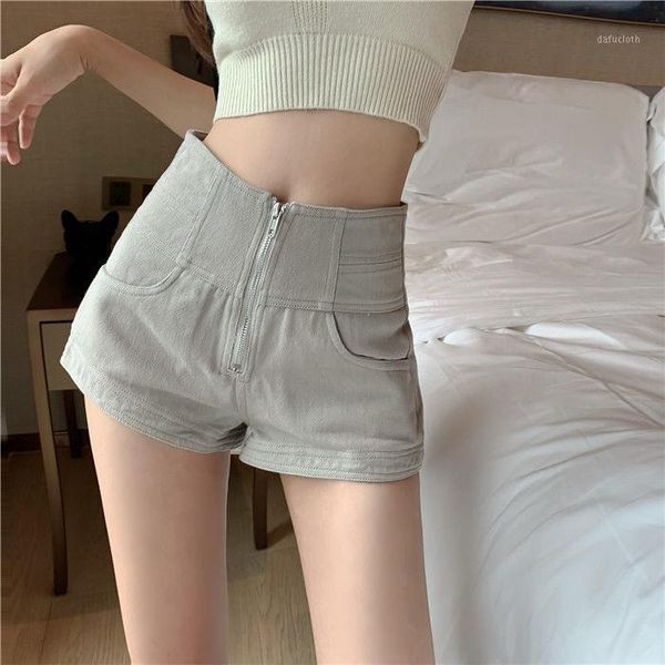 denim shorts women's high waist wide leg pants hong kong style loose zipper 2021 summer slim casual fashion jeans, Blue
denim shorts women's high waist wide leg pants hong kong style loose zipper 2021 summer slim casual fashion jeans, Blue