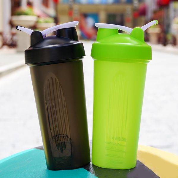 portable protein powder sports fitness shake plastic kettle with scale 600ml advertising cup
portable protein powder sports fitness shake plastic kettle with scale 600ml advertising cup