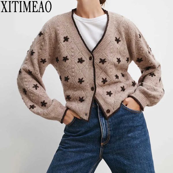xitimeao autumn winter knitted female decorati loose knit sweater coat retro flower embroidery v neck knitted cardigan women 210602, White;black
xitimeao autumn winter knitted female decorati loose knit sweater coat retro flower embroidery v neck knitted cardigan women 210602, White;black