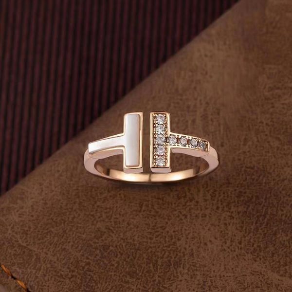 design jewelry white fritillaria diamond set 18k rose gold champagne open t-ring, Silver
design jewelry white fritillaria diamond set 18k rose gold champagne open t-ring, Silver