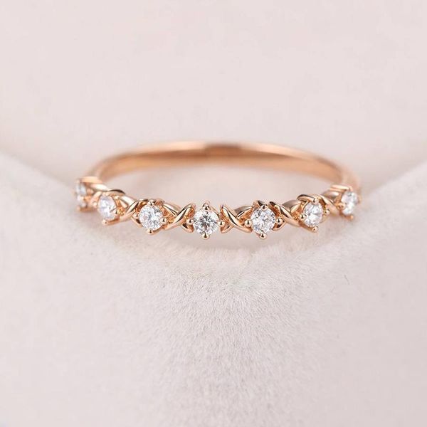 fashion jewelry diamond ring rose gold european and american engagement tail lady romantic luxury gift cluster rings, Golden;silver
fashion jewelry diamond ring rose gold european and american engagement tail lady romantic luxury gift cluster rings, Golden;silver