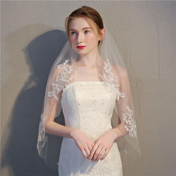 bridal veils 2021 white beige appliques wedding veil 1.5 meters crystals lace with comb, Black
bridal veils 2021 white beige appliques wedding veil 1.5 meters crystals lace with comb, Black