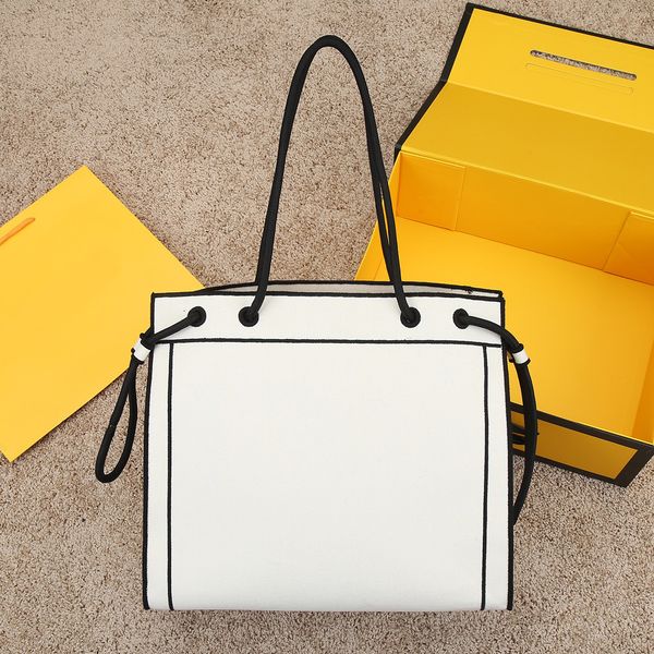 new brand women handbag fashion shoulder bag genuine leather large capacity totes luxury ladies travel handbags california sky 8938
new brand women handbag fashion shoulder bag genuine leather large capacity totes luxury ladies travel handbags california sky 8938