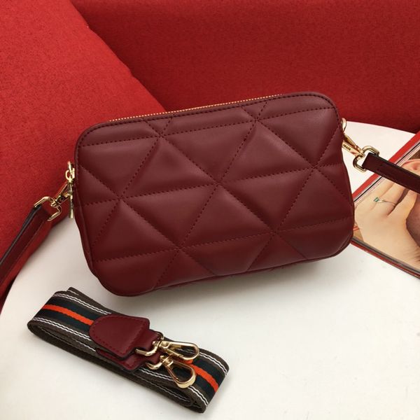 designer messenger bag women luxury fashion black color flip shoulders bags striped double shoulder strap genuine leather brand handbag
designer messenger bag women luxury fashion black color flip shoulders bags striped double shoulder strap genuine leather brand handbag