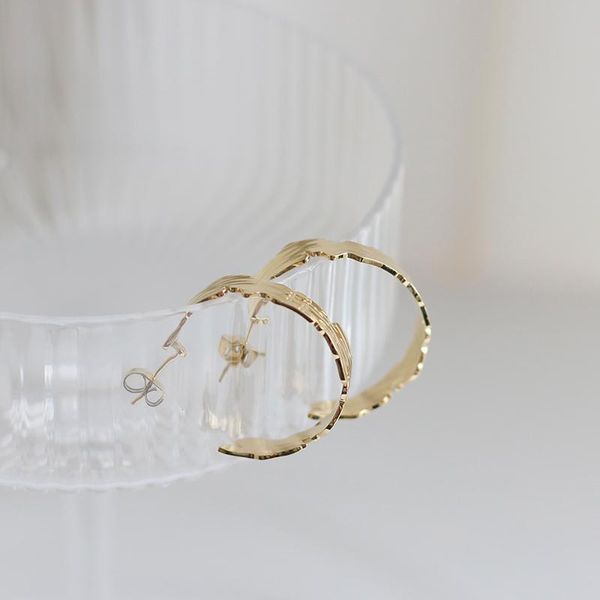 hoop & huggie fashion vintage earrings for women round geometric statement gold metal hook 2021 trendy earings jewelry accessories, Golden;silver
hoop & huggie fashion vintage earrings for women round geometric statement gold metal hook 2021 trendy earings jewelry accessories, Golden;silver