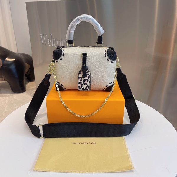 cowhide emboss petite malle souple leopard shoulder crossbody bags designer handbags women fashion messenger bag soft trunk totes lady purse
cowhide emboss petite malle souple leopard shoulder crossbody bags designer handbags women fashion messenger bag soft trunk totes lady purse