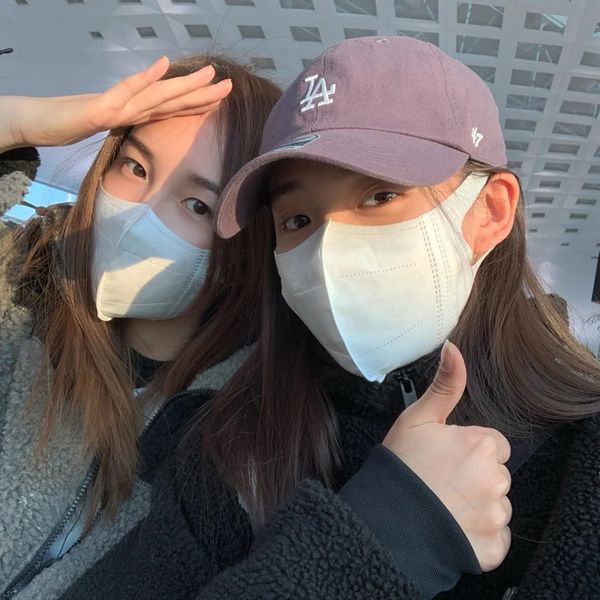 red net and white 3d three-dimensional disposable mask sunscreen, breathable protection, small face, thin men's fashion girls in summer
red net and white 3d three-dimensional disposable mask sunscreen, breathable protection, small face, thin men's fashion girls in summer