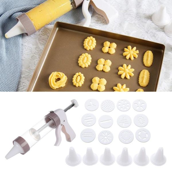 set cookie squirt gun press with stencil mouth squeeze cream garland diy baking tools & pastry
set cookie squirt gun press with stencil mouth squeeze cream garland diy baking tools & pastry