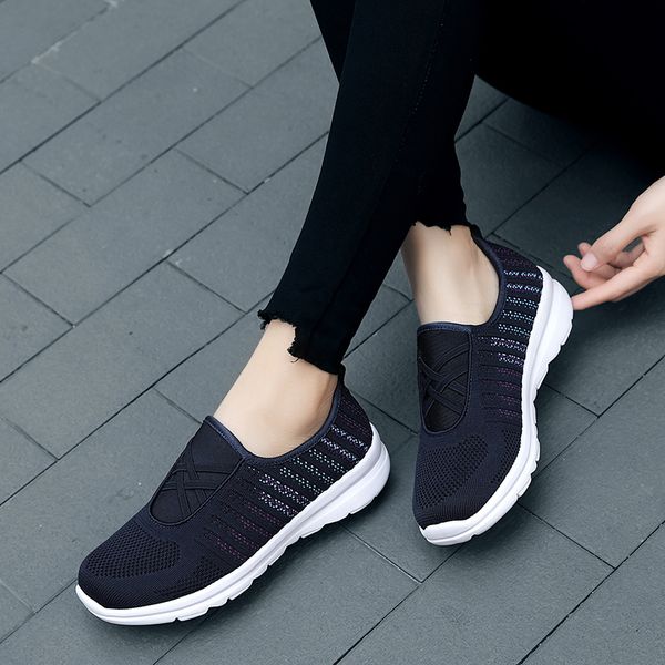 wholesale 2021 for men women sport mesh running shoes fashion breathable sneakers black grey runners eur 35-42 wy27-2063
wholesale 2021 for men women sport mesh running shoes fashion breathable sneakers black grey runners eur 35-42 wy27-2063