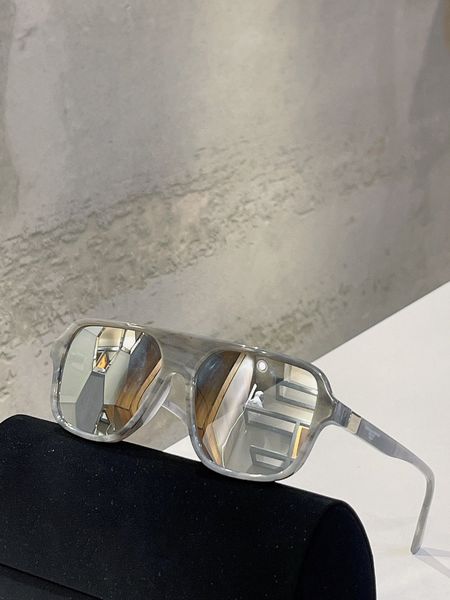 d@g 6134 original designer sunglasses for mens famous fashionable retro luxury brand eyeglass fashion design women glasses with box, White;black
d@g 6134 original designer sunglasses for mens famous fashionable retro luxury brand eyeglass fashion design women glasses with box, White;black