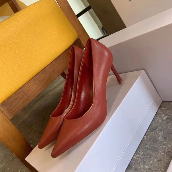 loafers men mules designer luxury pumps women high slides heels sandals slippers ballerinas sneakers dress shoes swtu, Black;white
loafers men mules designer luxury pumps women high slides heels sandals slippers ballerinas sneakers dress shoes swtu, Black;white
