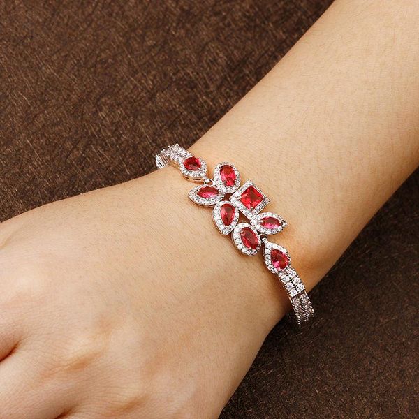 link, chain 2021 charm bracelet red stone cubic zircon european fashion bracelets for women pulseras mujer ab052, Black
link, chain 2021 charm bracelet red stone cubic zircon european fashion bracelets for women pulseras mujer ab052, Black