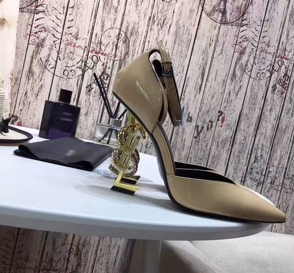 2021 good quality fashion women luxurys designers shoes designer sandals womens luxury high heels sandal dress shoess with box size 35-41 -c, Black
2021 good quality fashion women luxurys designers shoes designer sandals womens luxury high heels sandal dress shoess with box size 35-41 -c, Black