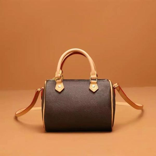 evening bags 2021 one-shoulder handbag workmanship is perfect, compact and exquisite luxury designer bag brand handbags
evening bags 2021 one-shoulder handbag workmanship is perfect, compact and exquisite luxury designer bag brand handbags