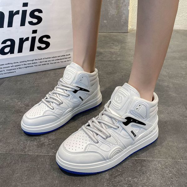 2021 high shoes of the same star women's autumn new flat bottom color matching versatile casual student sports tidal board
2021 high shoes of the same star women's autumn new flat bottom color matching versatile casual student sports tidal board