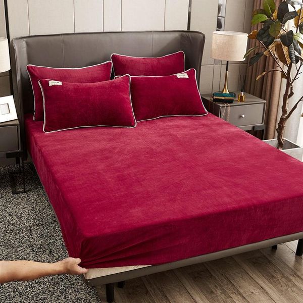 white bedding set thick coral velvet sheet crystal bedspread home textile winter warmth bed no duvet cover sets
white bedding set thick coral velvet sheet crystal bedspread home textile winter warmth bed no duvet cover sets
