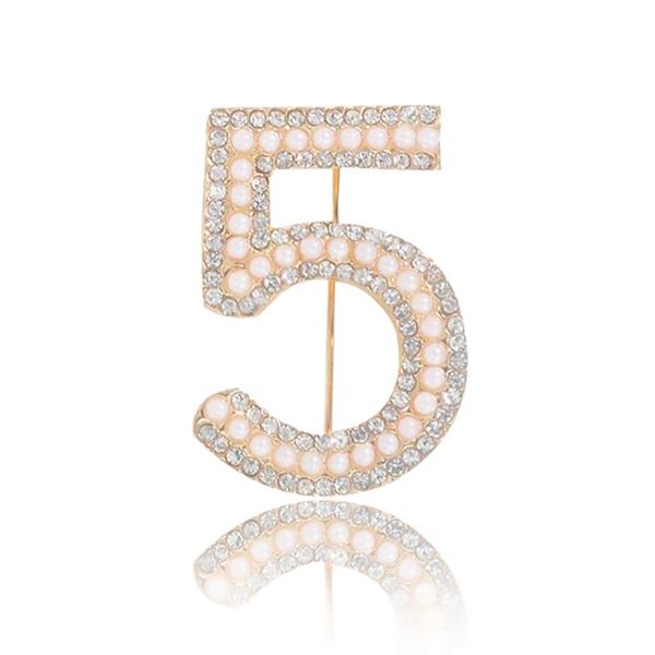 new women's new pearl inlaid diamond brooch high grade digital no.5 pin simple anti light artifact, Gray
new women's new pearl inlaid diamond brooch high grade digital no.5 pin simple anti light artifact, Gray