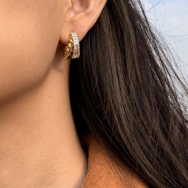 fashion design metal hemp pattern zircon chandelier arrangement 925 silver vintage earrings popular fashion all-match jewelry
fashion design metal hemp pattern zircon chandelier arrangement 925 silver vintage earrings popular fashion all-match jewelry