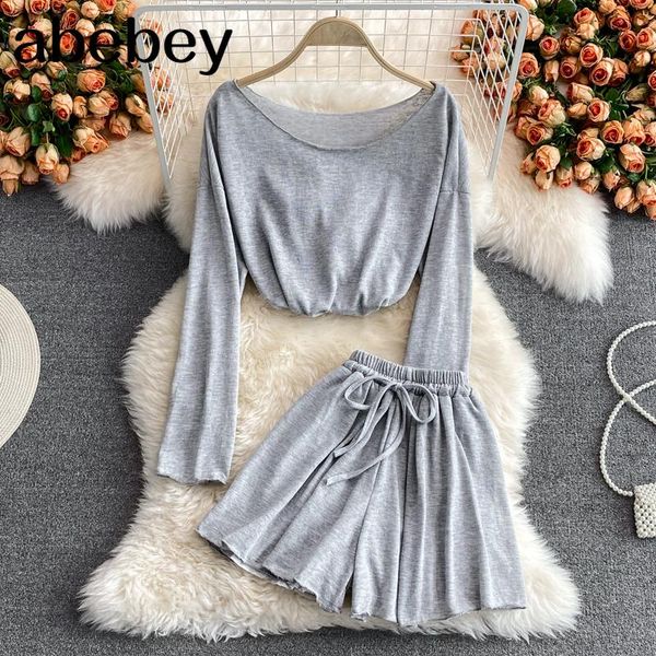 women's tracksuits 2021 summer fashion o-neck long sleeve t-shirt + elastic waist high pleated casual wide leg shorts 2-piece set, Gray
women's tracksuits 2021 summer fashion o-neck long sleeve t-shirt + elastic waist high pleated casual wide leg shorts 2-piece set, Gray