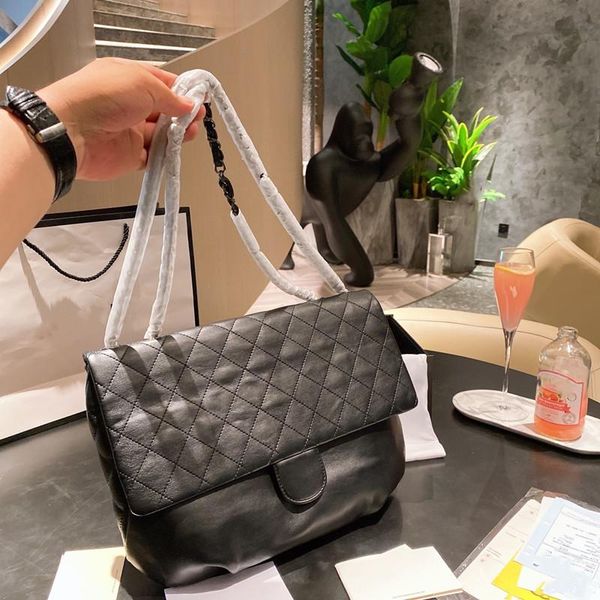 evening bags designer brand women's shoulder handbags chain fashion ladies 6021
evening bags designer brand women's shoulder handbags chain fashion ladies 6021