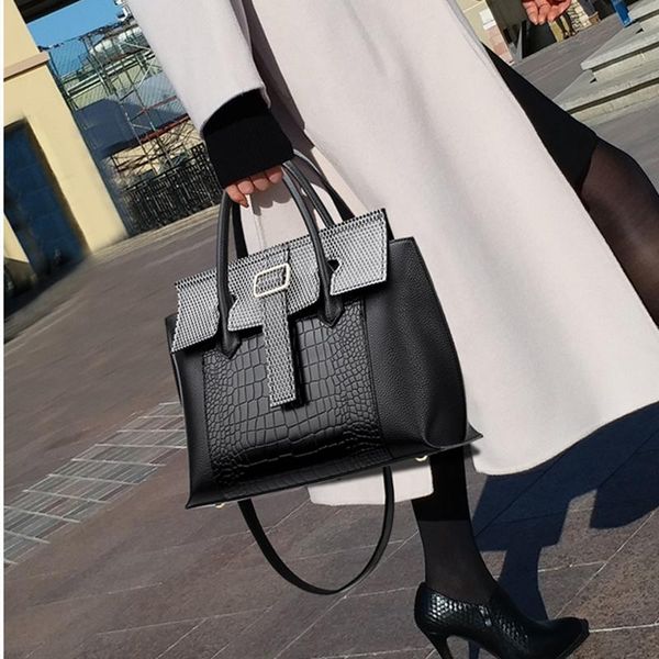 evening bags trend genuine leather for women 2021 high-quality messenger bag one-shoulder portable large capacity multipurpose
evening bags trend genuine leather for women 2021 high-quality messenger bag one-shoulder portable large capacity multipurpose