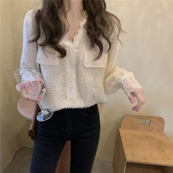 women's blouses & shirts long sleeve shirt v-neck lace stitching blouse sleeves solid color, White
women's blouses & shirts long sleeve shirt v-neck lace stitching blouse sleeves solid color, White