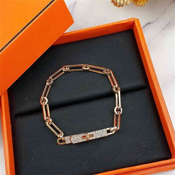 fashion nose bracelet women's and 18k rose gold plated with brilliant diamonds lock design jewel luxury_a6k1, Black
fashion nose bracelet women's and 18k rose gold plated with brilliant diamonds lock design jewel luxury_a6k1, Black