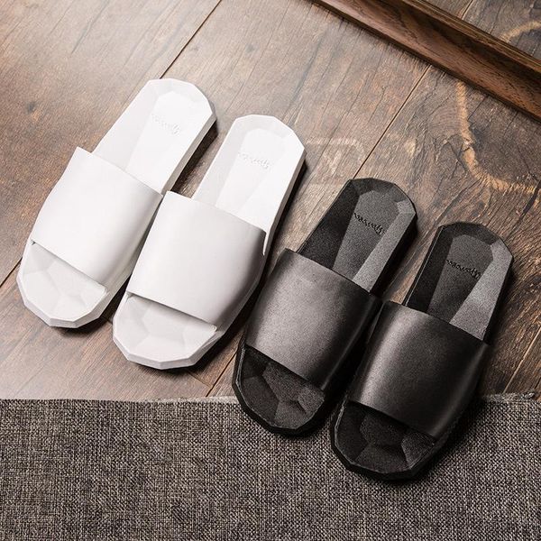 slippers 2021 men's summer beach flip flops men slides non-slip indoor home bathroom striped sandals couple outdoor, Black
slippers 2021 men's summer beach flip flops men slides non-slip indoor home bathroom striped sandals couple outdoor, Black