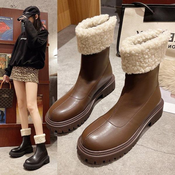 boots women's trend of in autumn and winter 2022 plush warm thick leather bottom thin small short women, Black
boots women's trend of in autumn and winter 2022 plush warm thick leather bottom thin small short women, Black