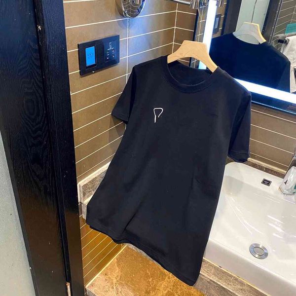 sleeve new embroidered men's letter women's short same black white simple color cotton t-shirt in spring and s, Gray
sleeve new embroidered men's letter women's short same black white simple color cotton t-shirt in spring and s, Gray
