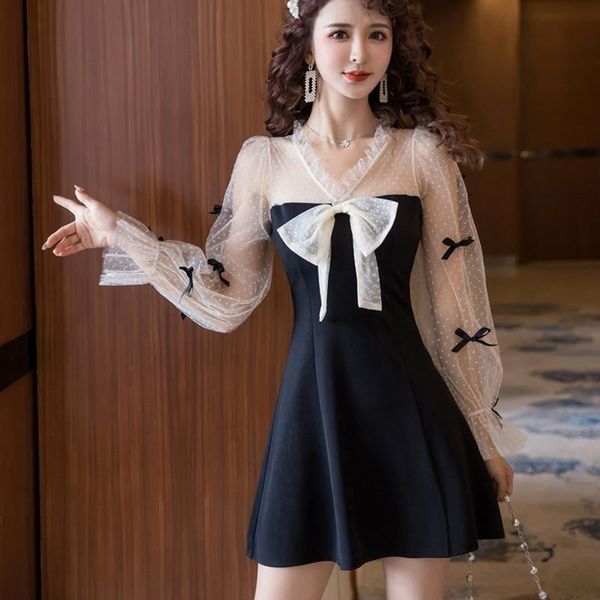 casual dresses mesh stitched black long sleeve dress 2021 autumn bow slim waist hepburn skirt, Black;gray
casual dresses mesh stitched black long sleeve dress 2021 autumn bow slim waist hepburn skirt, Black;gray