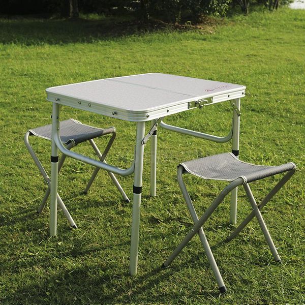 aluminum alloy outdoor folding table picnic barbecue simple learning small stall exhibition industry camp furniture 
aluminum alloy outdoor folding table picnic barbecue simple learning small stall exhibition industry camp furniture