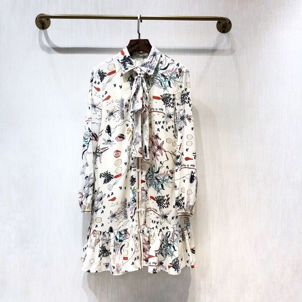 2021 fashion trend ladies floral dress runway dress lapel neck long sleeves long skirt women dress high end print vestidos de festa, Black
2021 fashion trend ladies floral dress runway dress lapel neck long sleeves long skirt women dress high end print vestidos de festa, Black