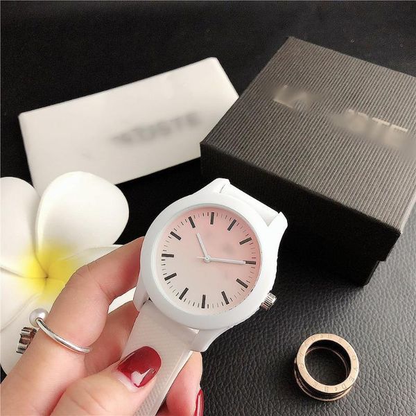 wristwatches brand simple trend gradual change lover watch silicone strap leisure fashion for woman, Slivery;brown
wristwatches brand simple trend gradual change lover watch silicone strap leisure fashion for woman, Slivery;brown