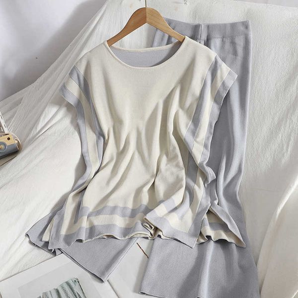 deat summer fashion casual striped split sleeveless vest + slim wide leg capris knitted two-piece set women sk017 210709, White
deat summer fashion casual striped split sleeveless vest + slim wide leg capris knitted two-piece set women sk017 210709, White
