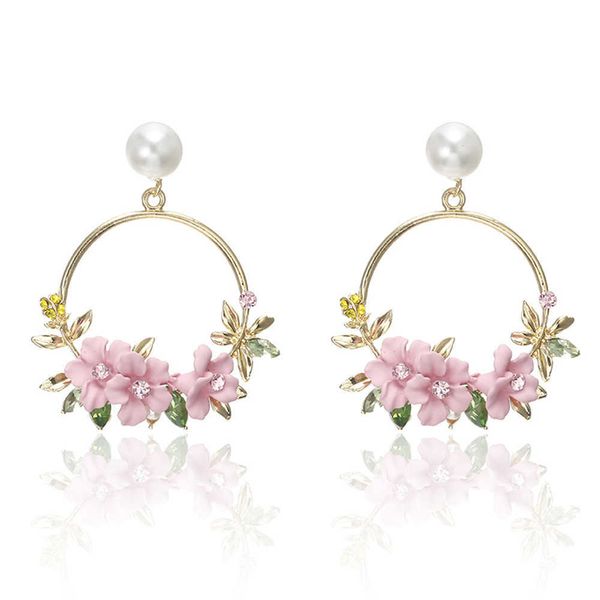 luxury designer women earrings flower plants hoop round style stud earing jewelry with pearls, Golden
luxury designer women earrings flower plants hoop round style stud earing jewelry with pearls, Golden
